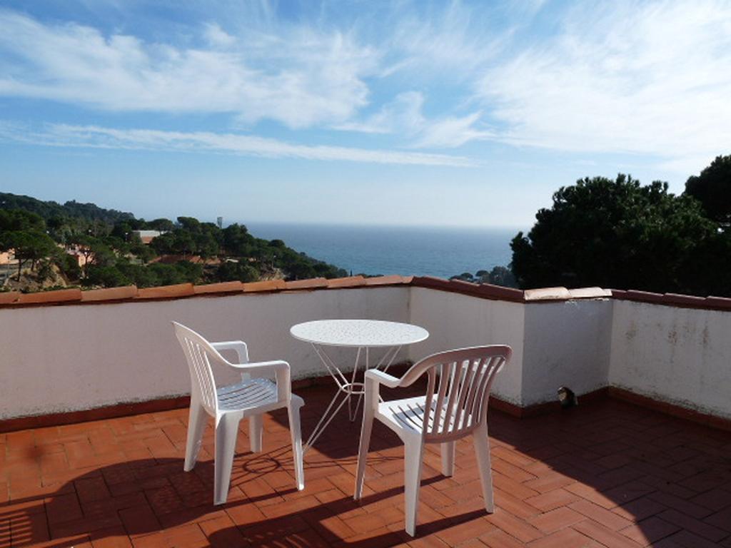 Private Apartments Cala Canyelles Льорет-де-Мар Номер фото