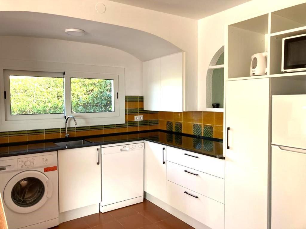Private Apartments Cala Canyelles Льорет-де-Мар Экстерьер фото